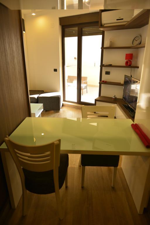 Studio Apartment Picasso Belgrad Rum bild